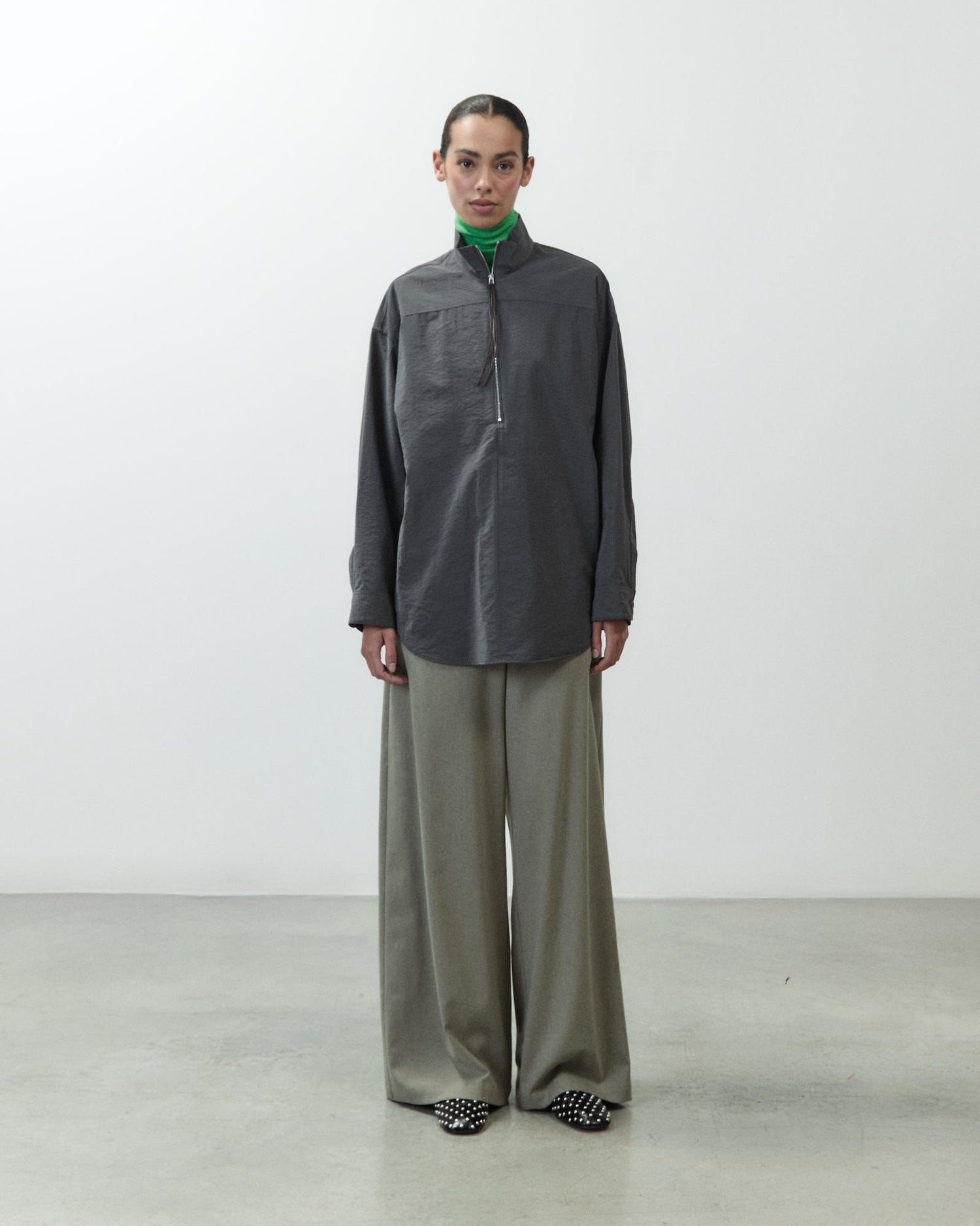 BLUSA CON CERNIERA