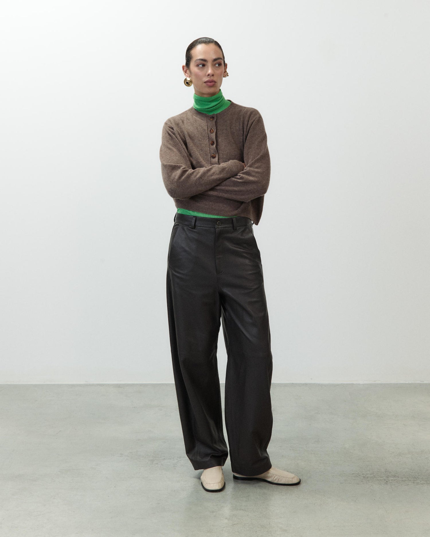 PANTALONE BARREL IN PELLE