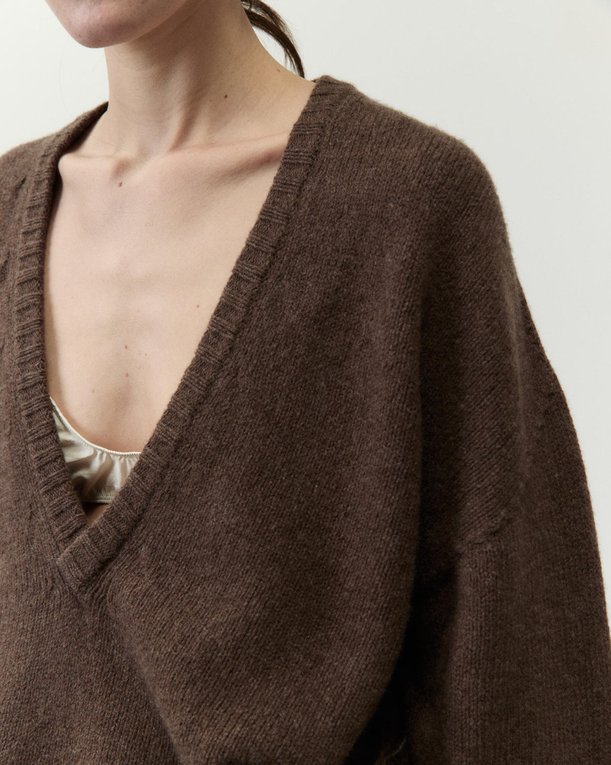 PULLOVER SCOLLO A V LANA