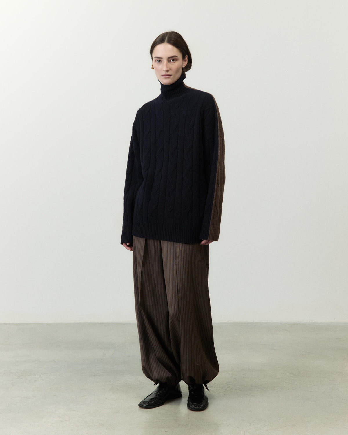 PULLOVER COLLO ALTO BICOLOR