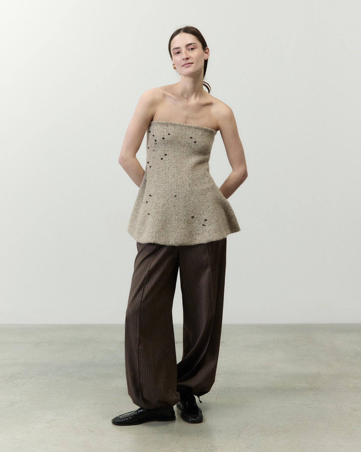 TOP BUSTIER IN MAGLIA CON RICAMO