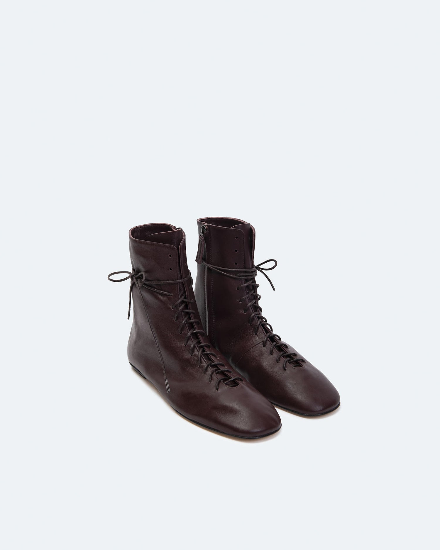 STIVALETTO CON LACCI