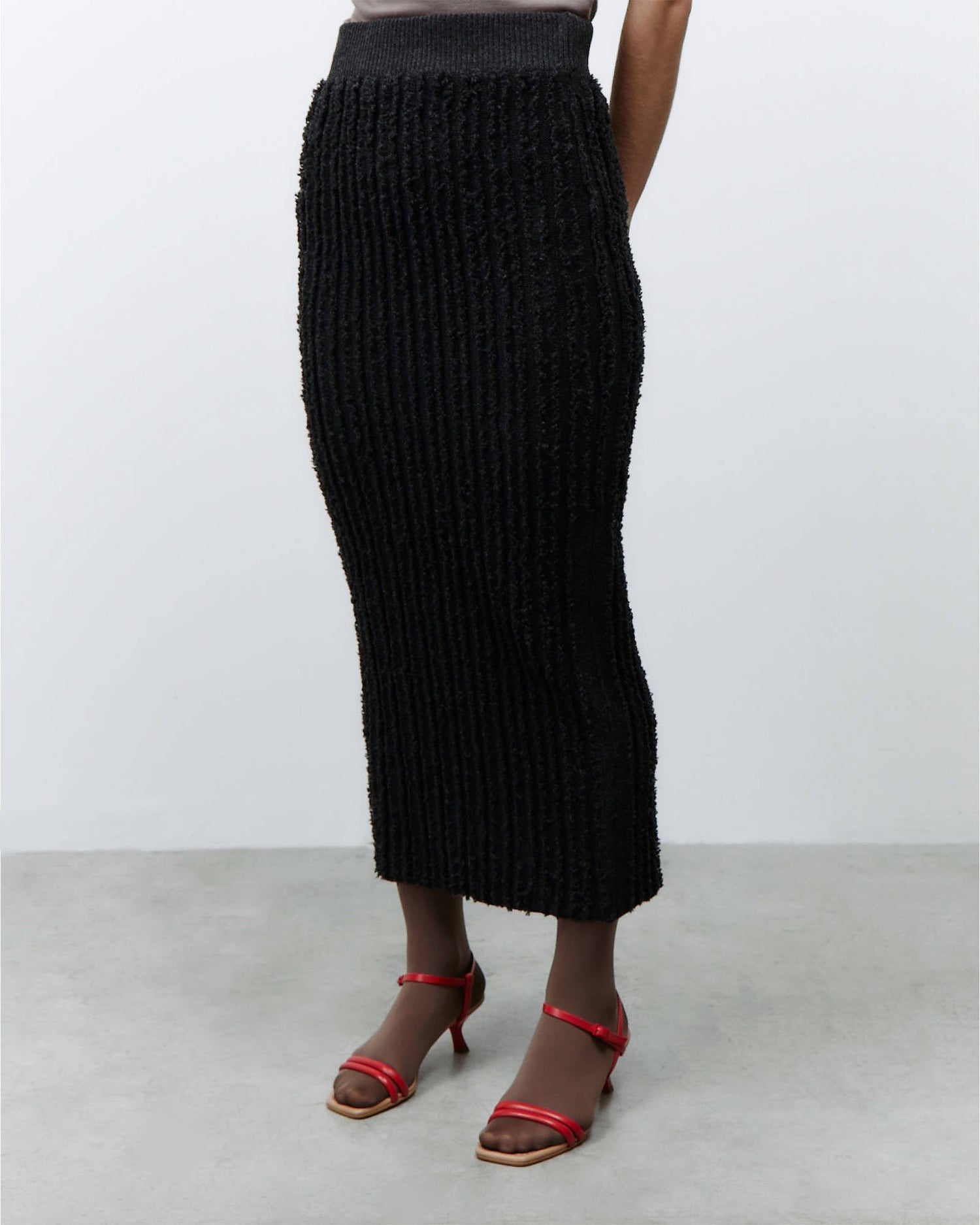 FRINGED WOOL SKIRT