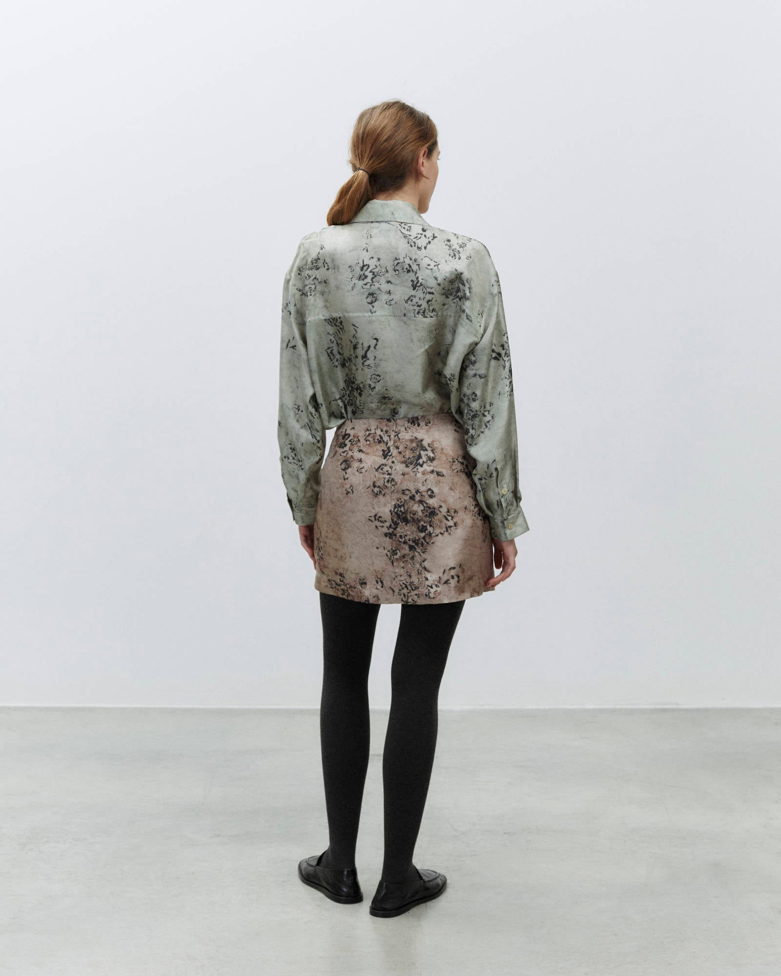 SILK TAPESTRY PRINT MINI SKIRT