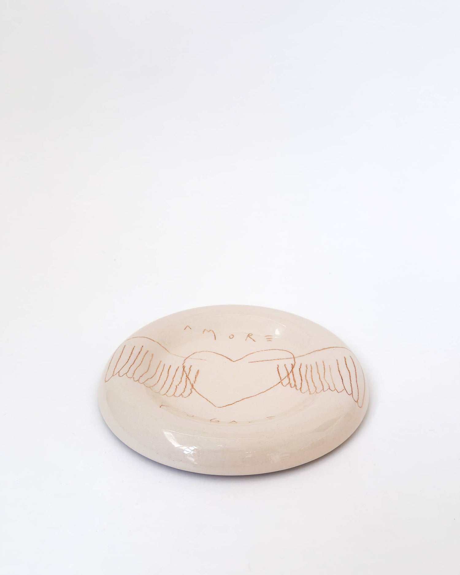 FLEETING LOVE SAUCER