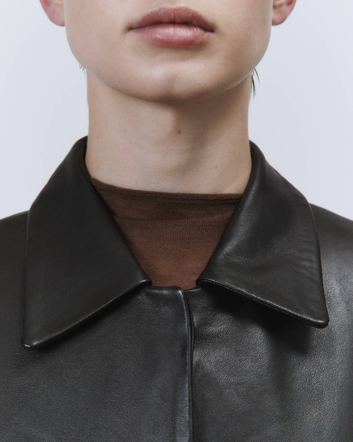 LONG LEATHER COAT