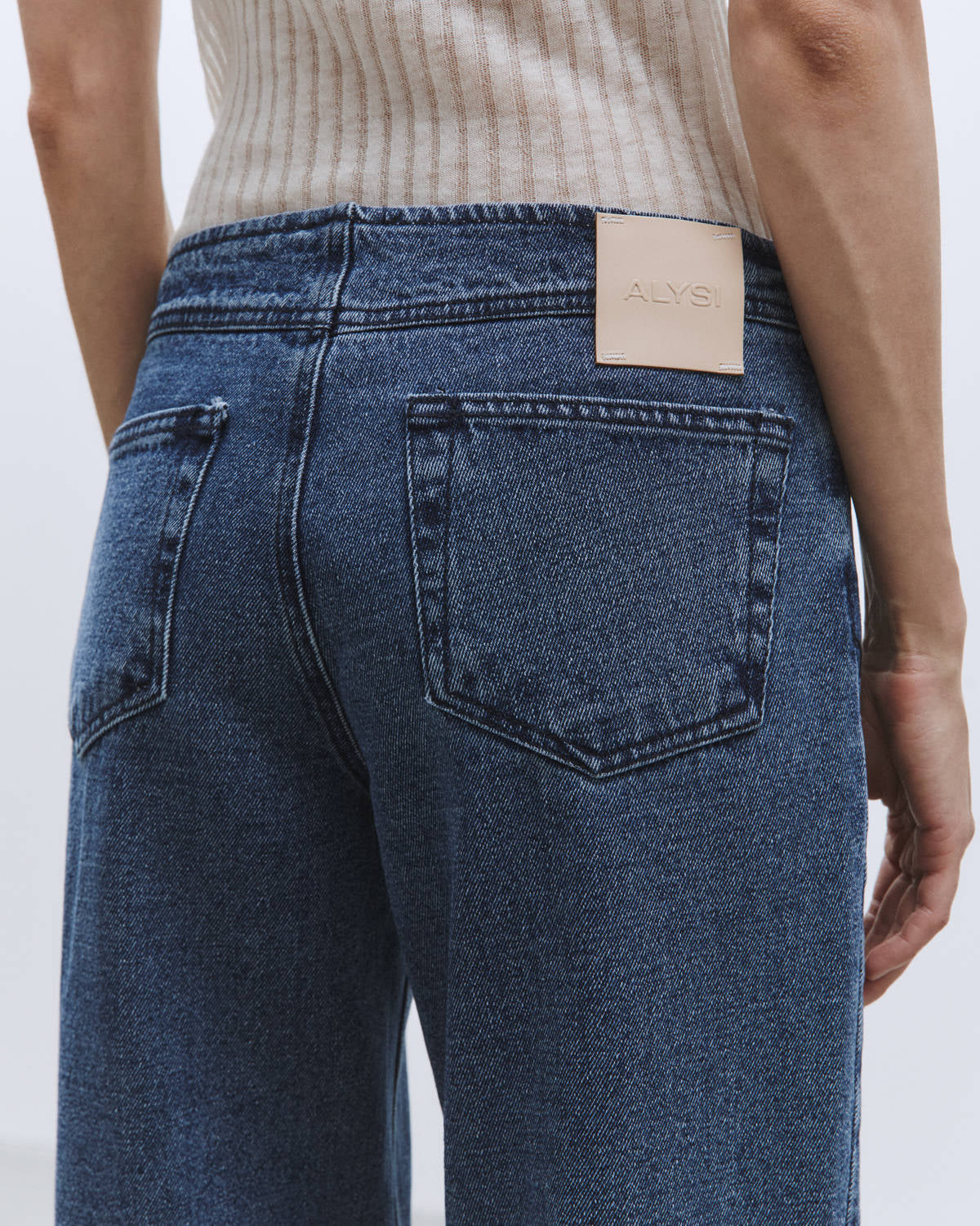 INDIGO LOW WAIST JEANS