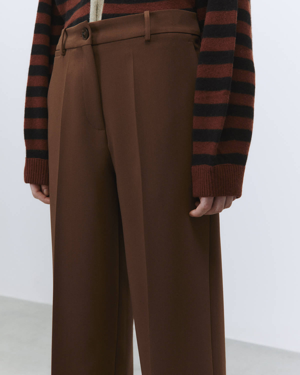 TAILORED TROUSERS