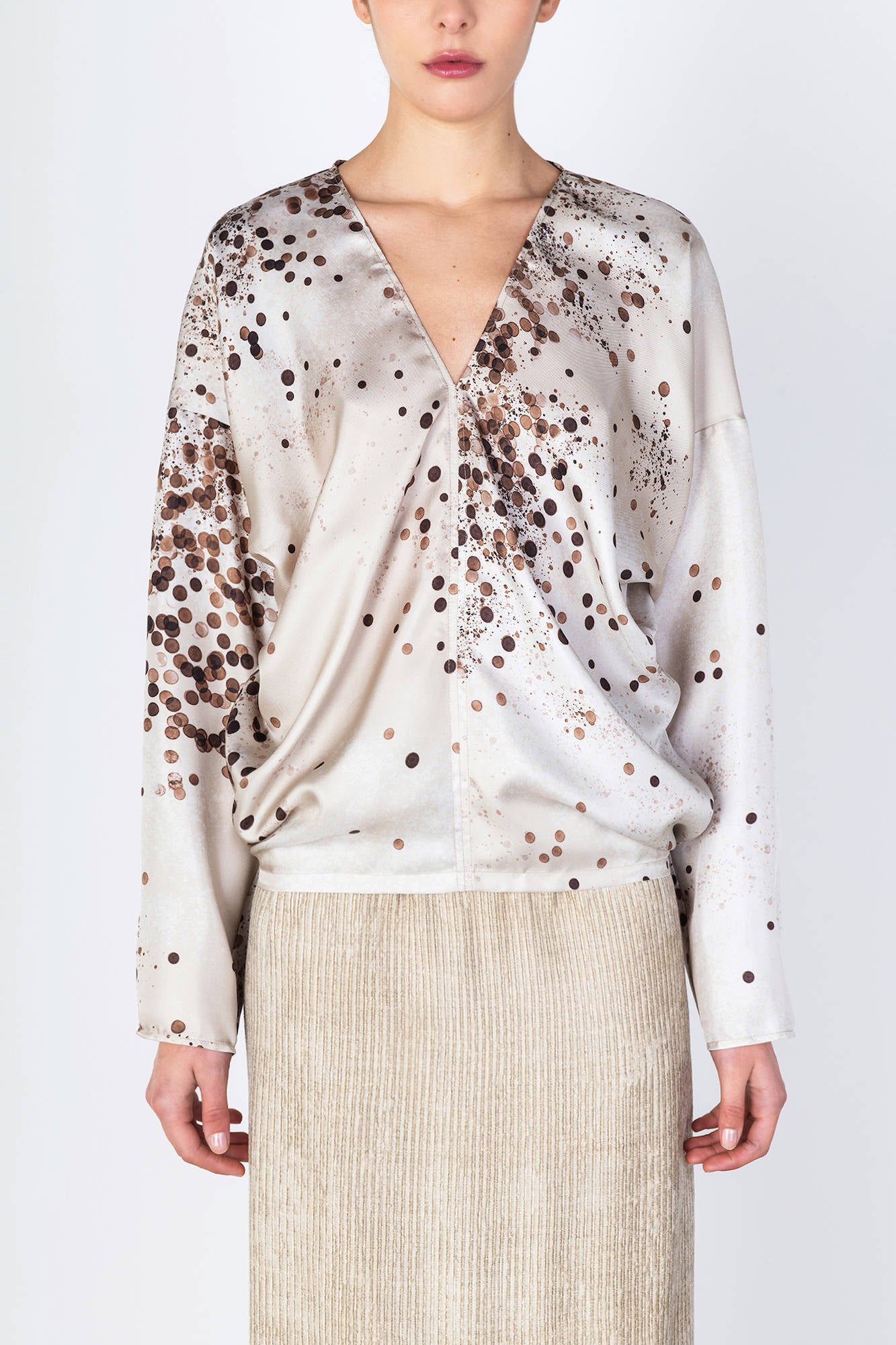 PRINTED SILK V-NECK BLOUSE