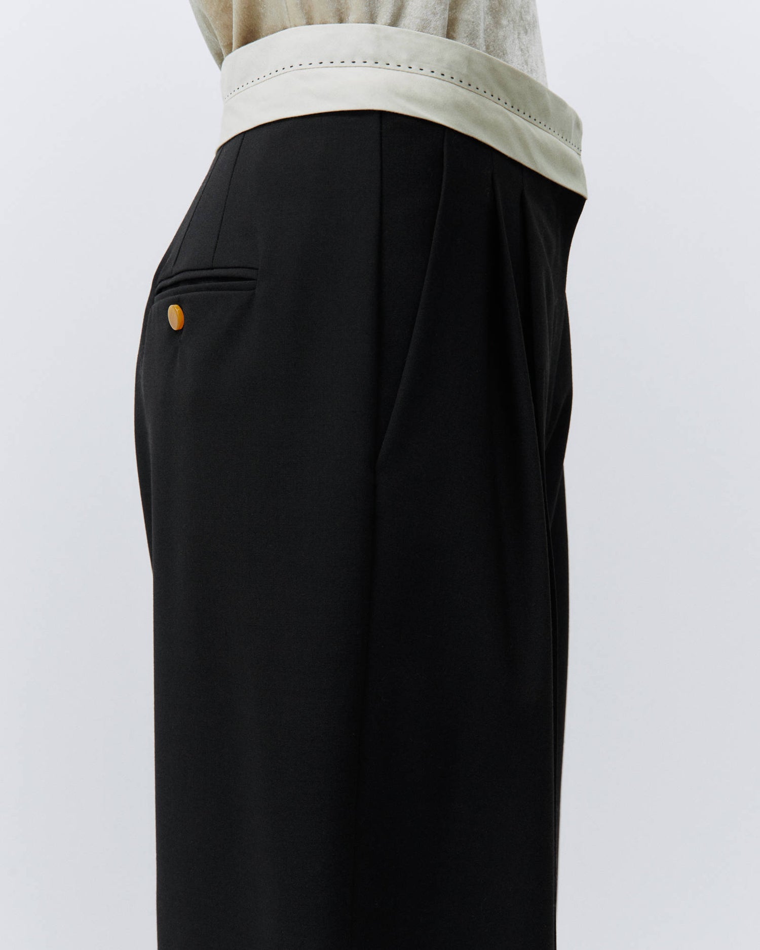 POLY WOOL TROUSERS WITH PLEATS