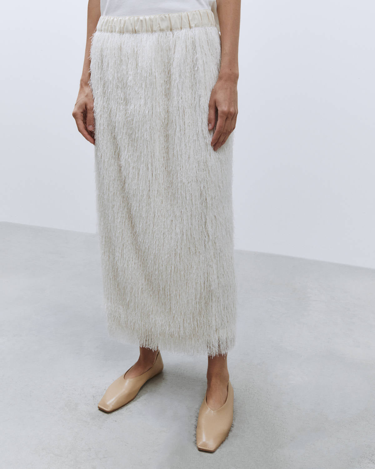 MIDI SKIRT IN MERINGUE FRINGE FABRIC