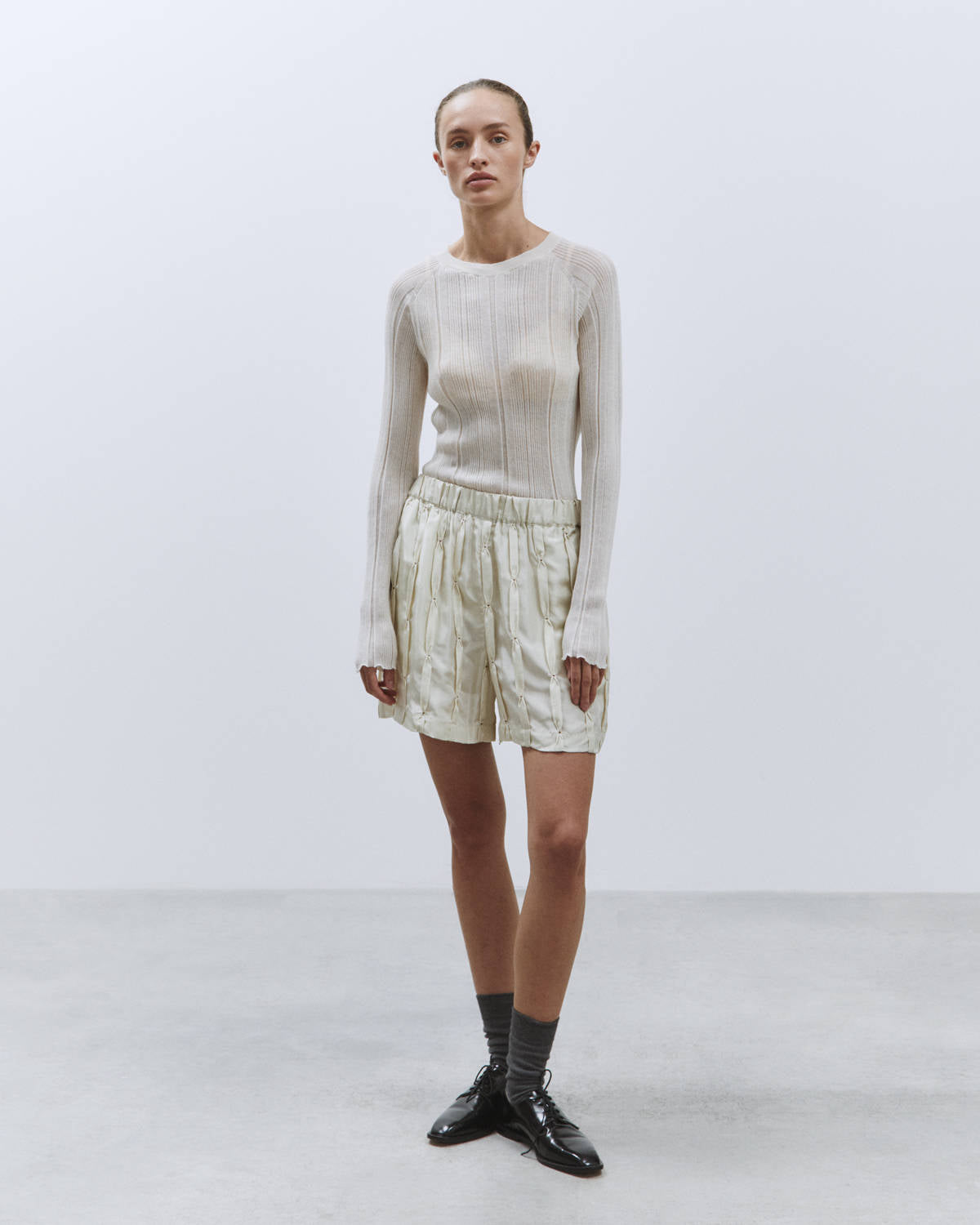 EMBROIDERED SILK SHORTS Rice