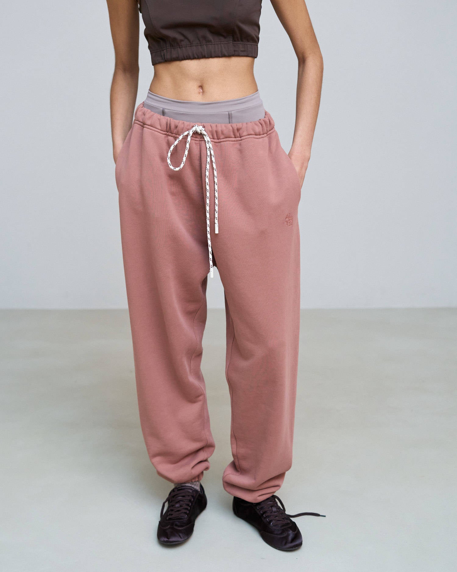 JOGGERS IN SWEATSHIRT WITH EMBROIDERY Blush