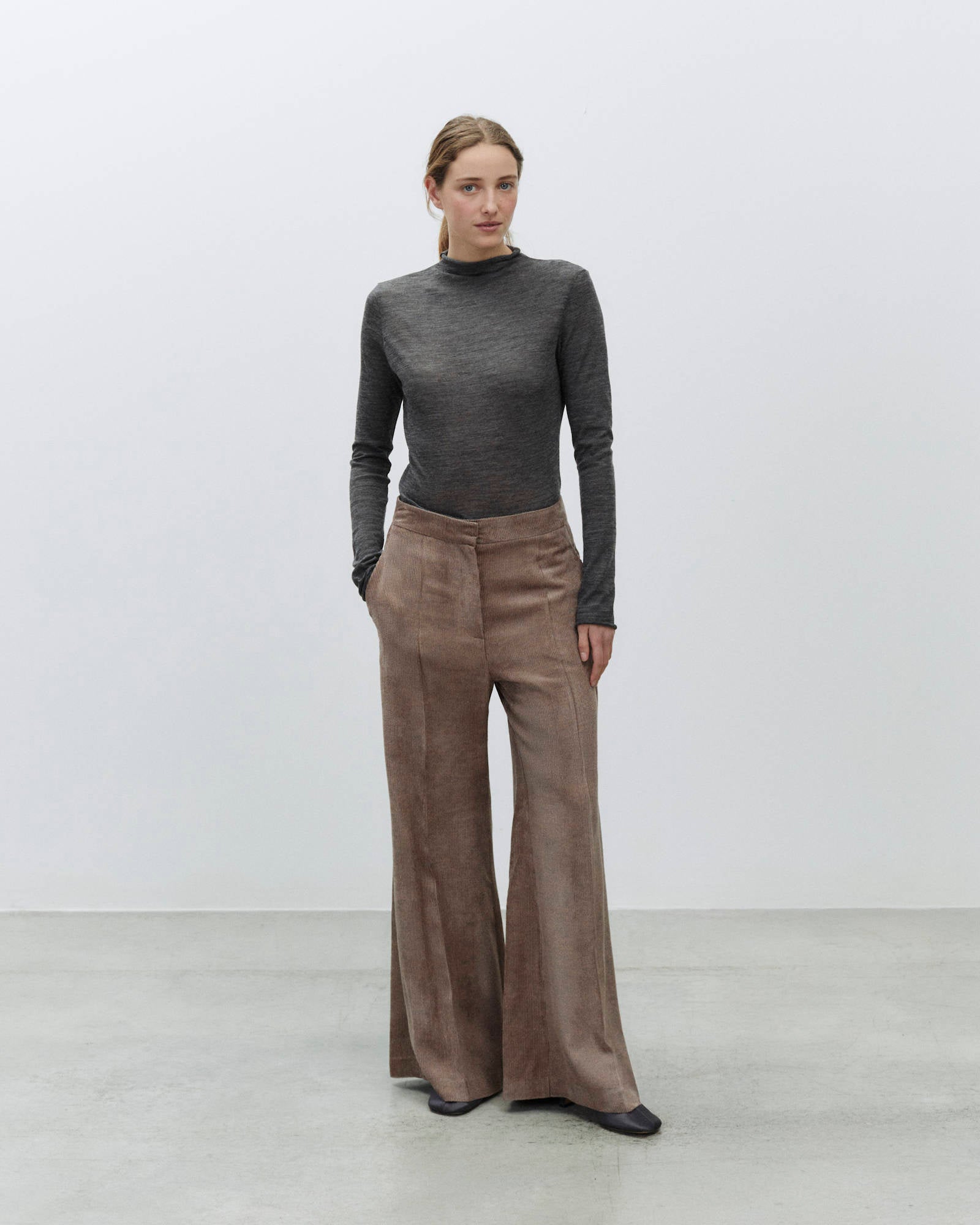 FLARED PANTS SIMPOSIO