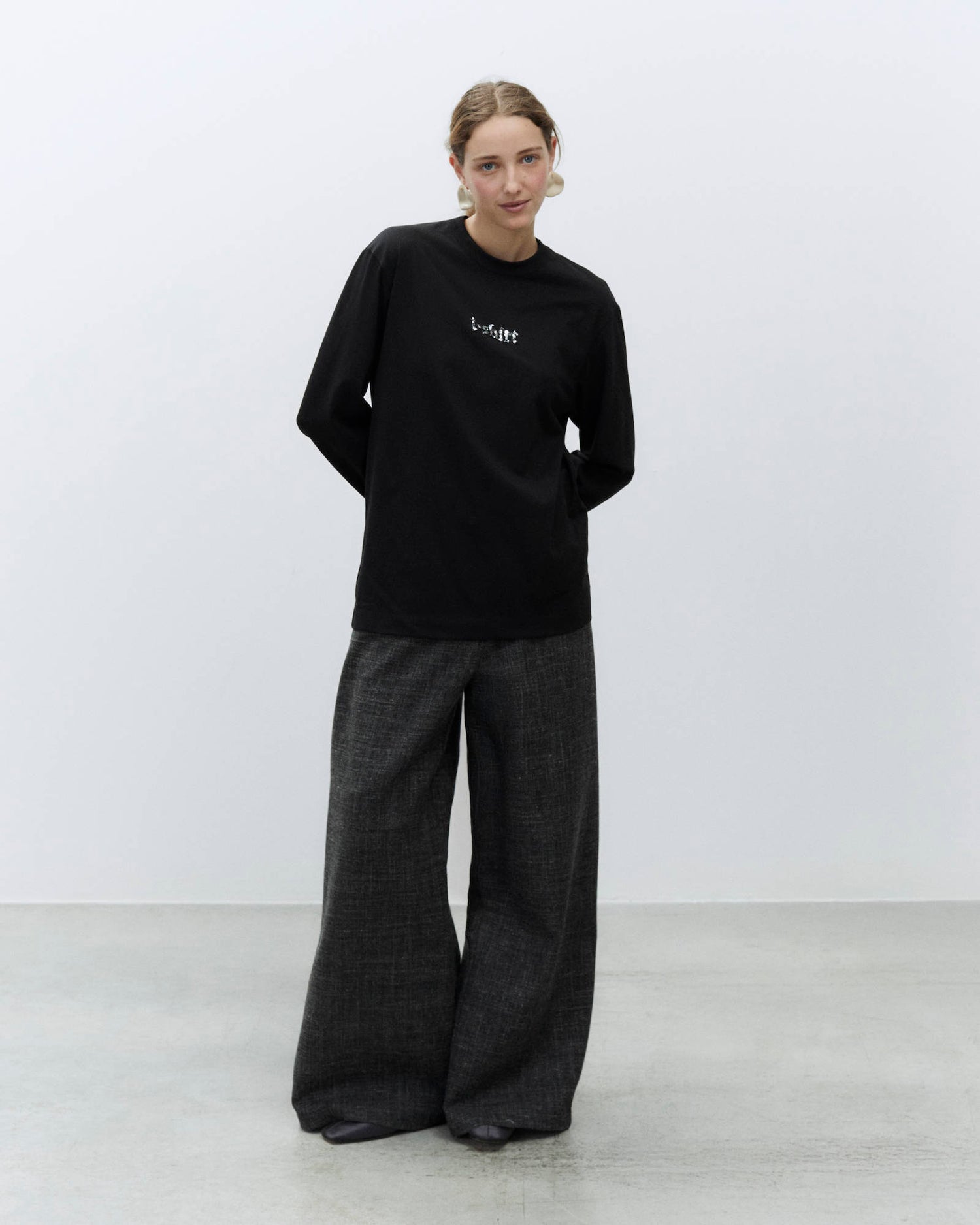 LONG SLEEVE T-SHIRT