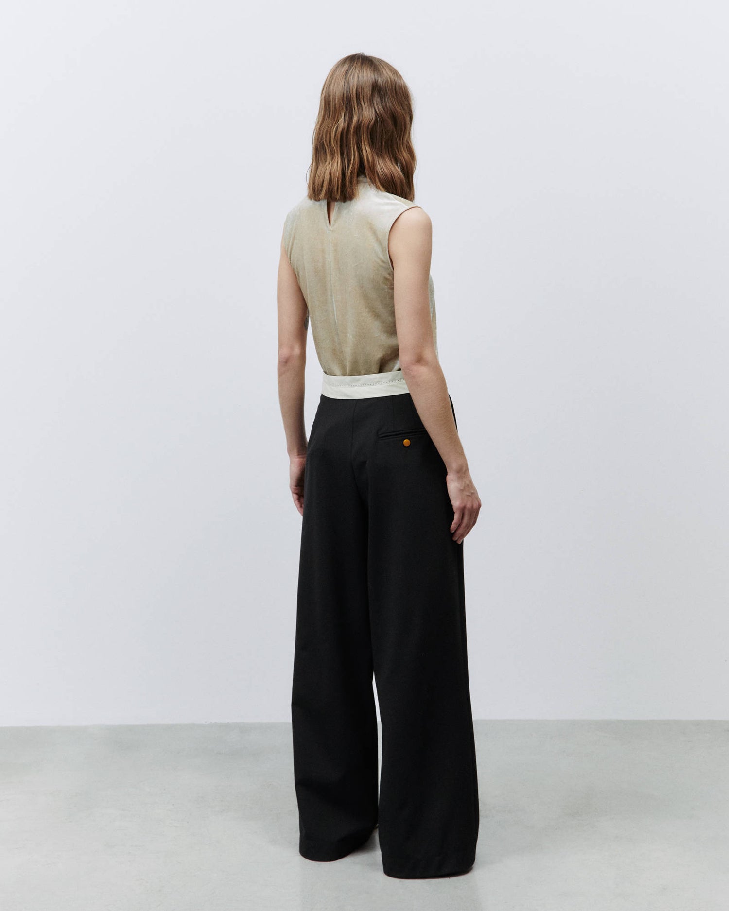 POLY WOOL TROUSERS WITH PLEATS