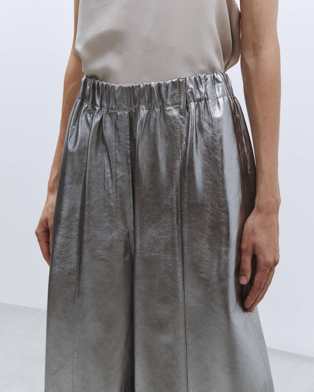 PALAZZO PANTS LEATHER SILVER Gunmetal