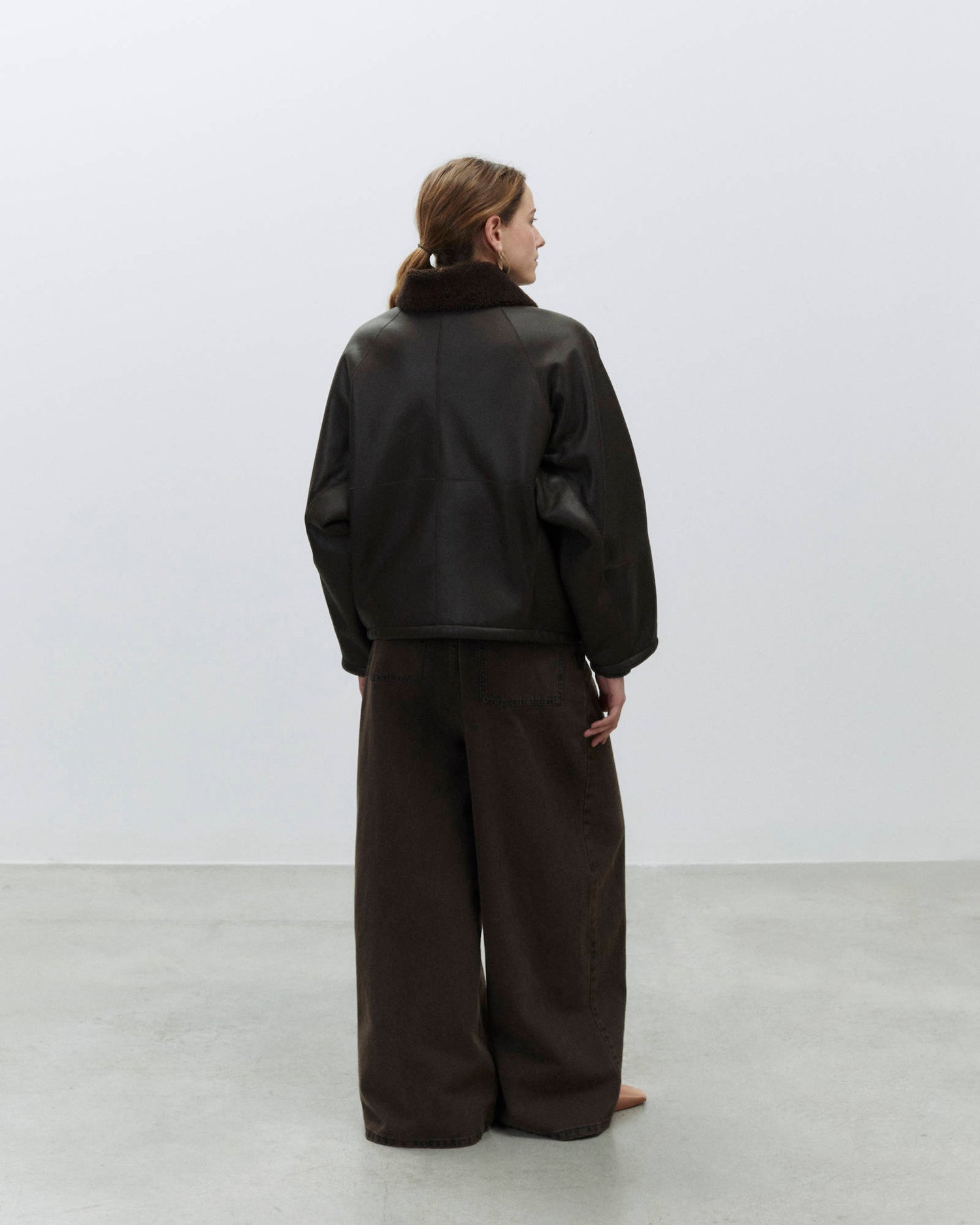 SHORT SHEARLING JACKET