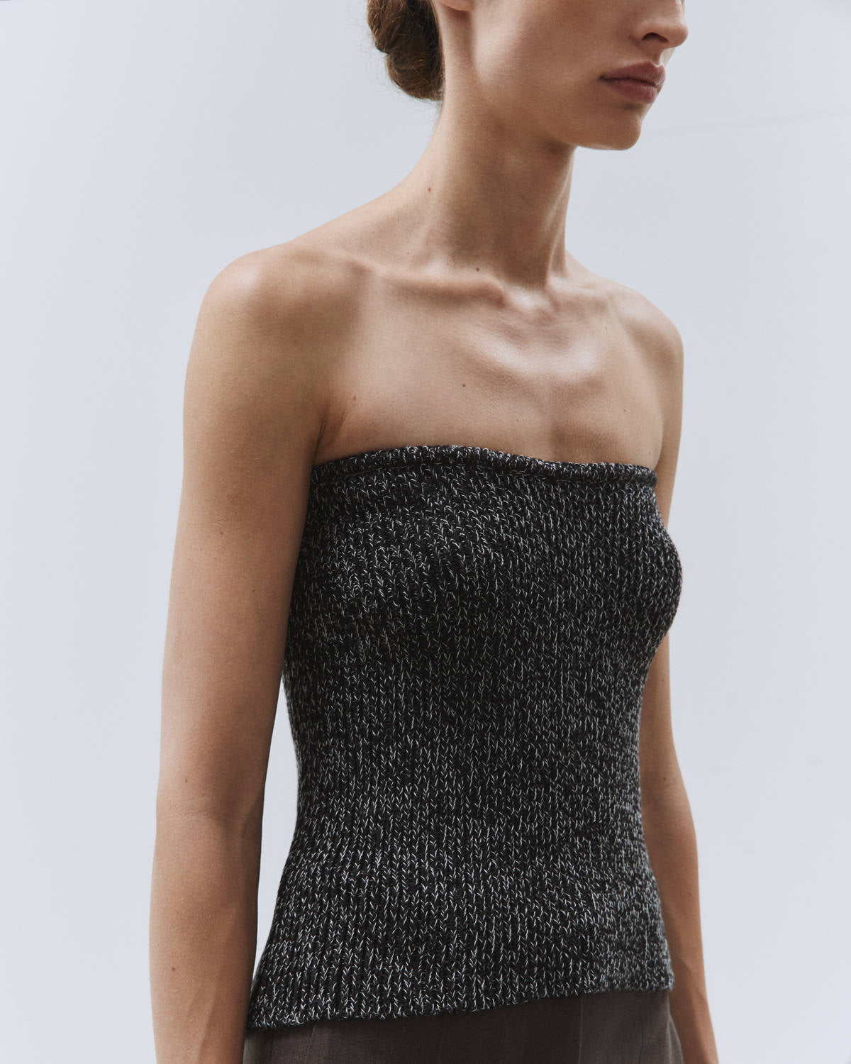 GRAINY MESH BUSTIER TOP Black