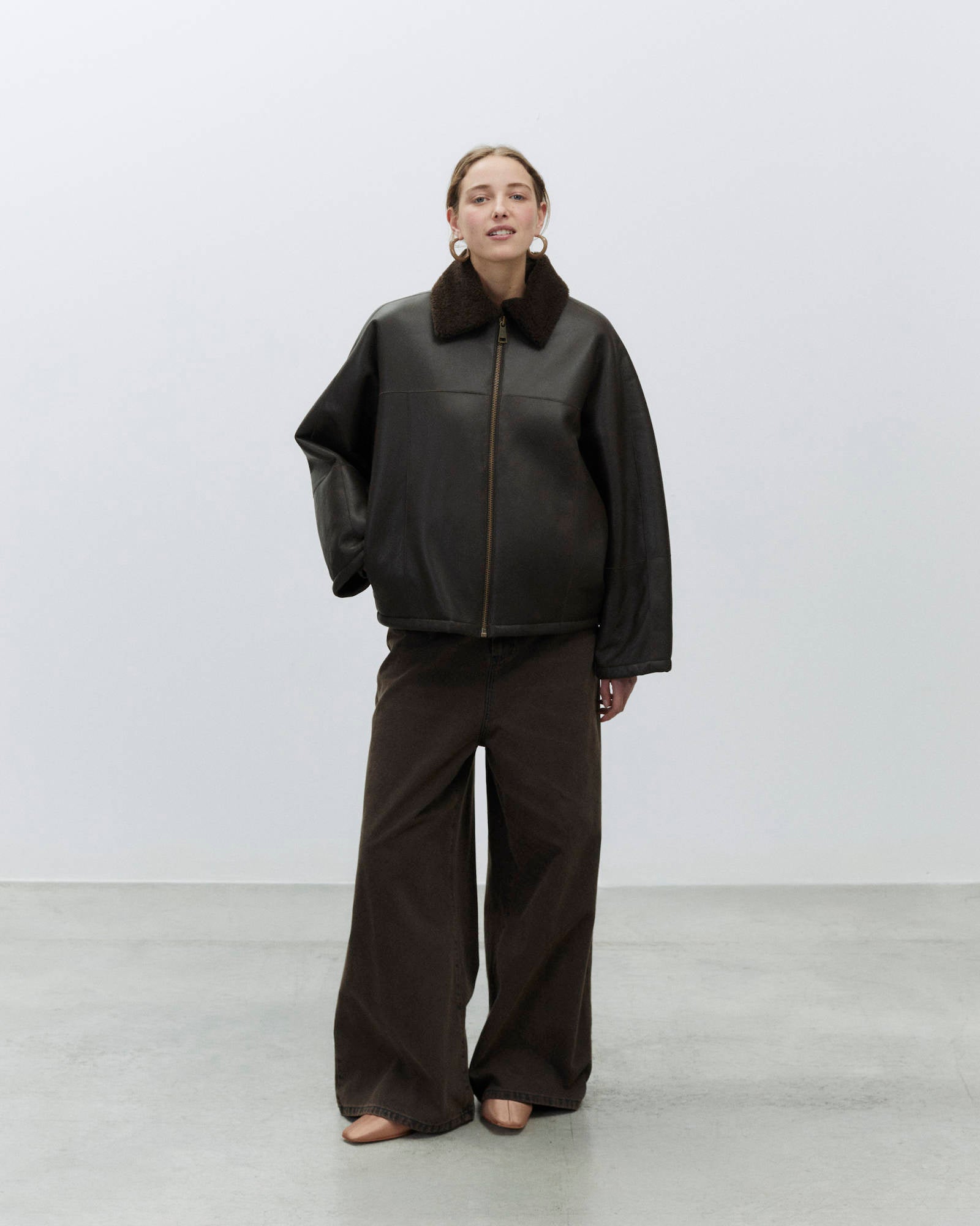 SHORT SHEARLING JACKET