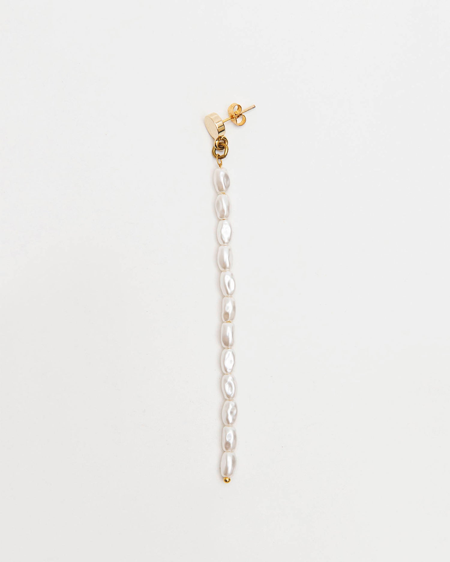 SINGLE EARRING WITH PEARL FRINGE