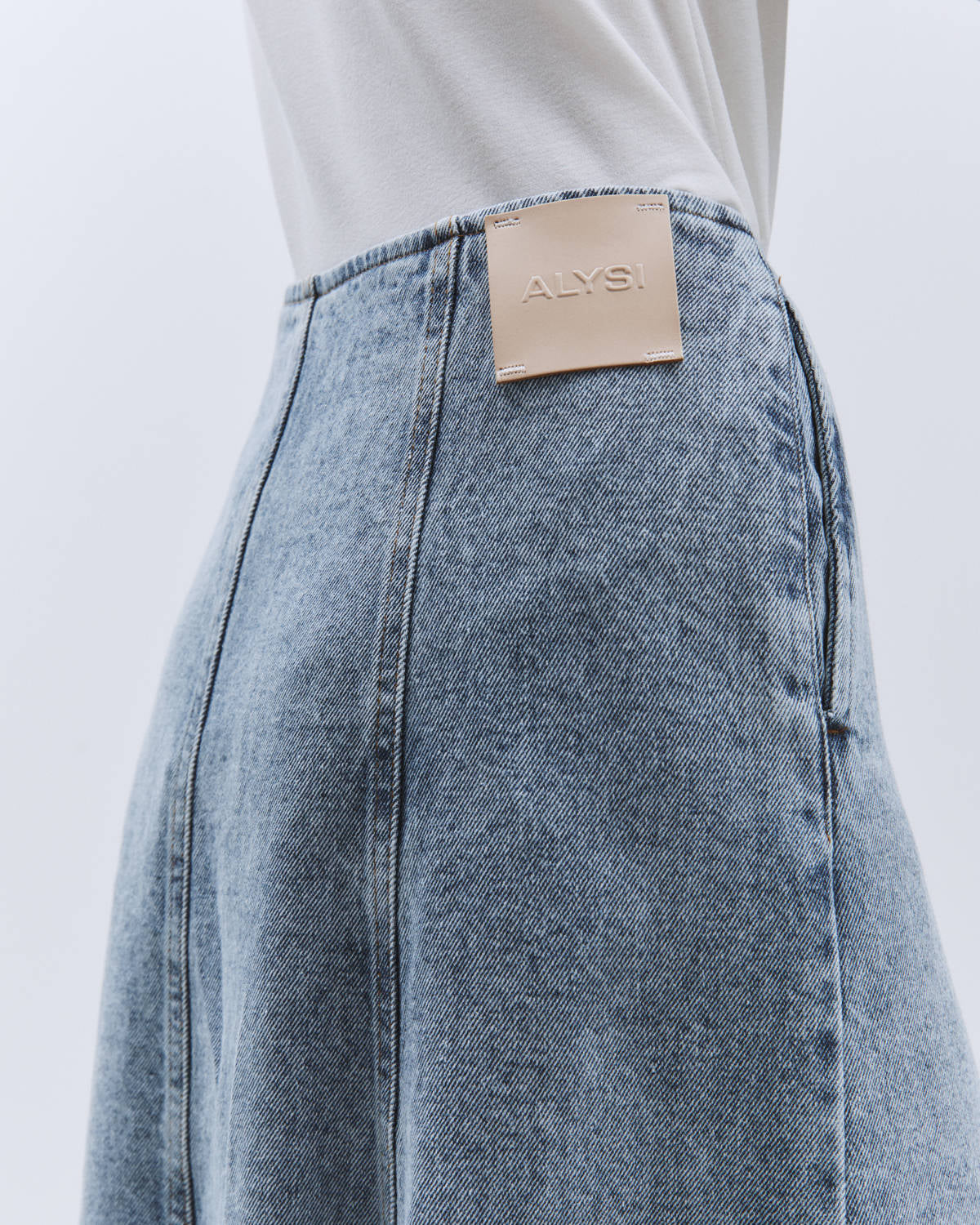 DENIM SKIRT WITH PANELS Bleach Blue
