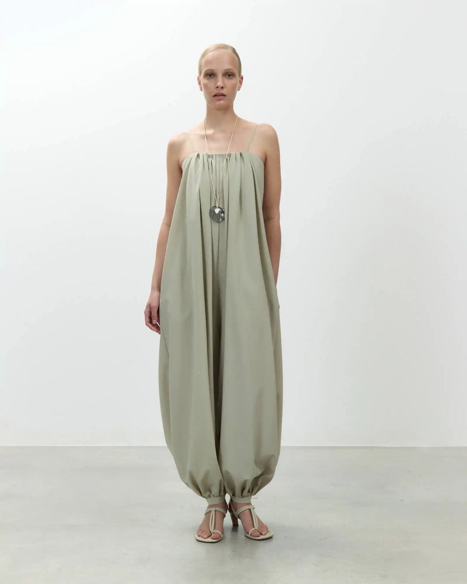 WOOL CANVAS BALOON SUIT